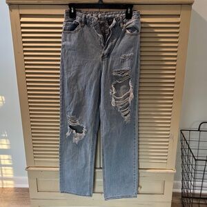 Stylish Distressed Boyfriend Jeans in Blue